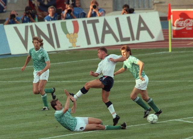 尼克斯对尾 尼克斯对尾